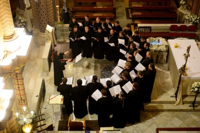 Foto del Coro Ortodosso nella Chiesa di San Giuseppe per l'ottavo Festival dell'Arte Russa a Bari