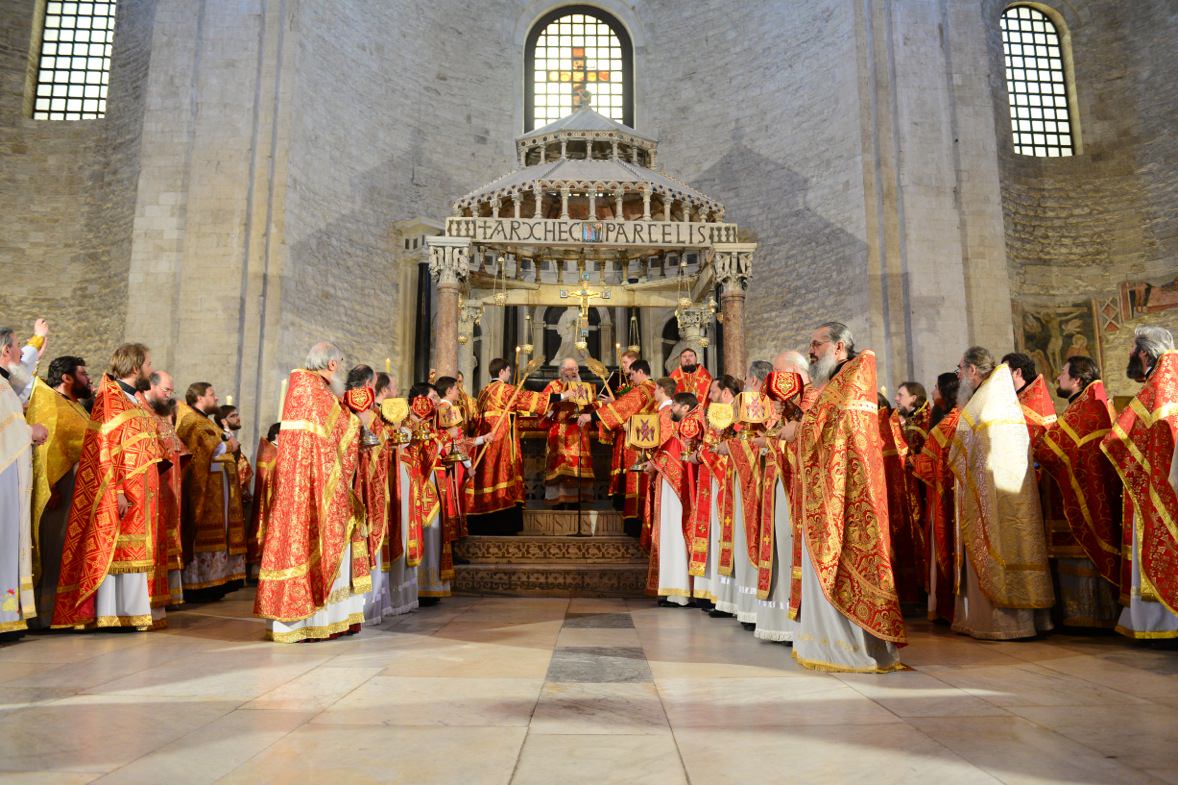 foto-rito-ortodosso-chiesa-russa-basilica-san-nicola-a-bari-2014-23
