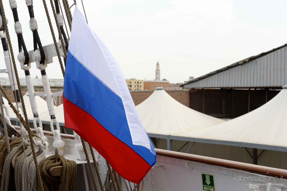 veliero-russo-sedov-proven-bari-terminal-crociere-rsibilano-03