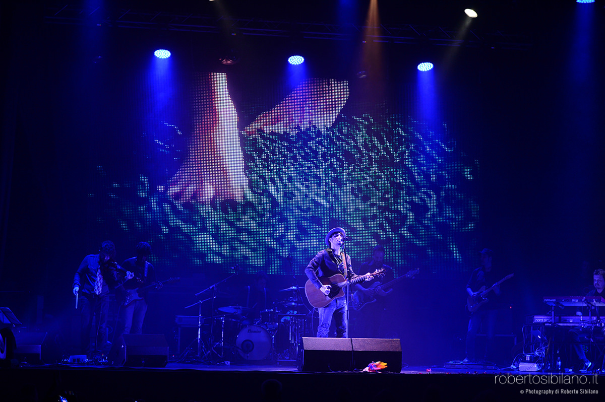 Concerto Fabrizio Moro Bari - Teatro Palazzo