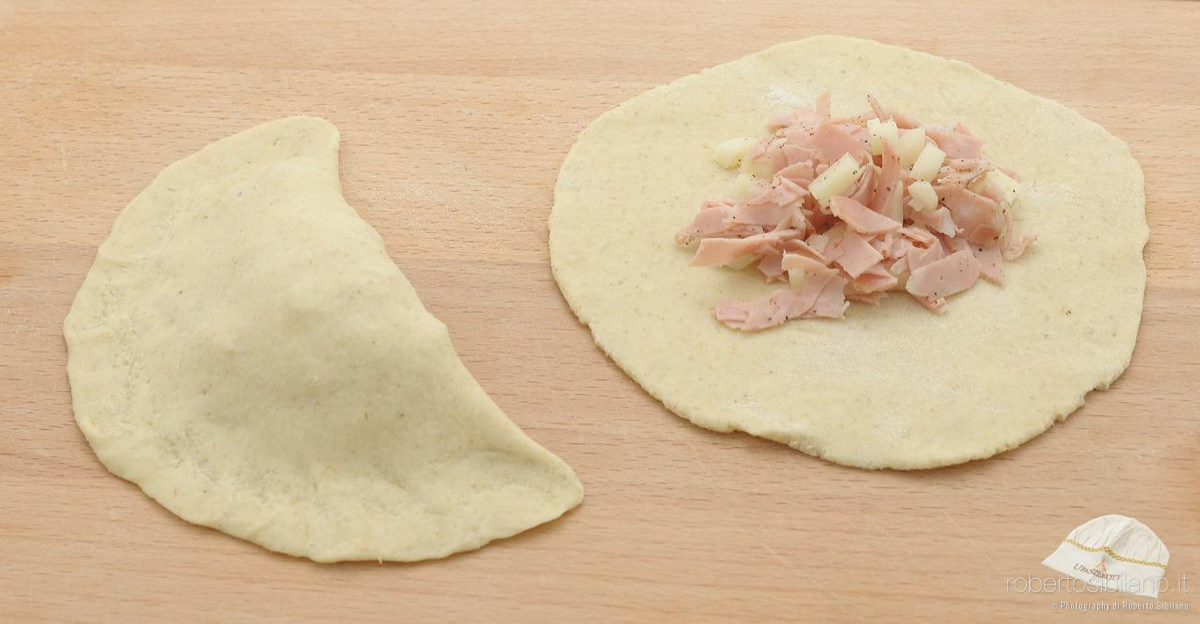 Panzerotti fritti baresi U’Panzerott