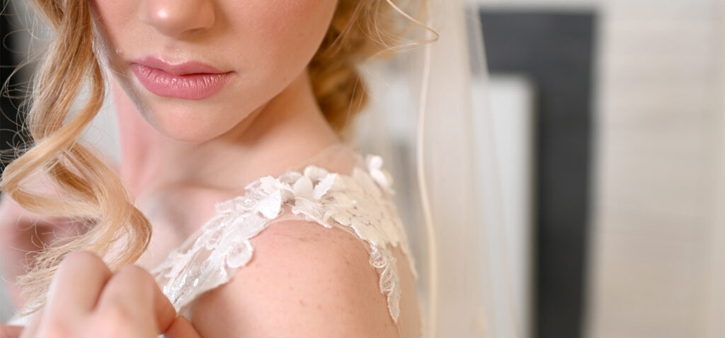 Fotografo di matrimoni a Bari - scatto dettaglio della sposa
